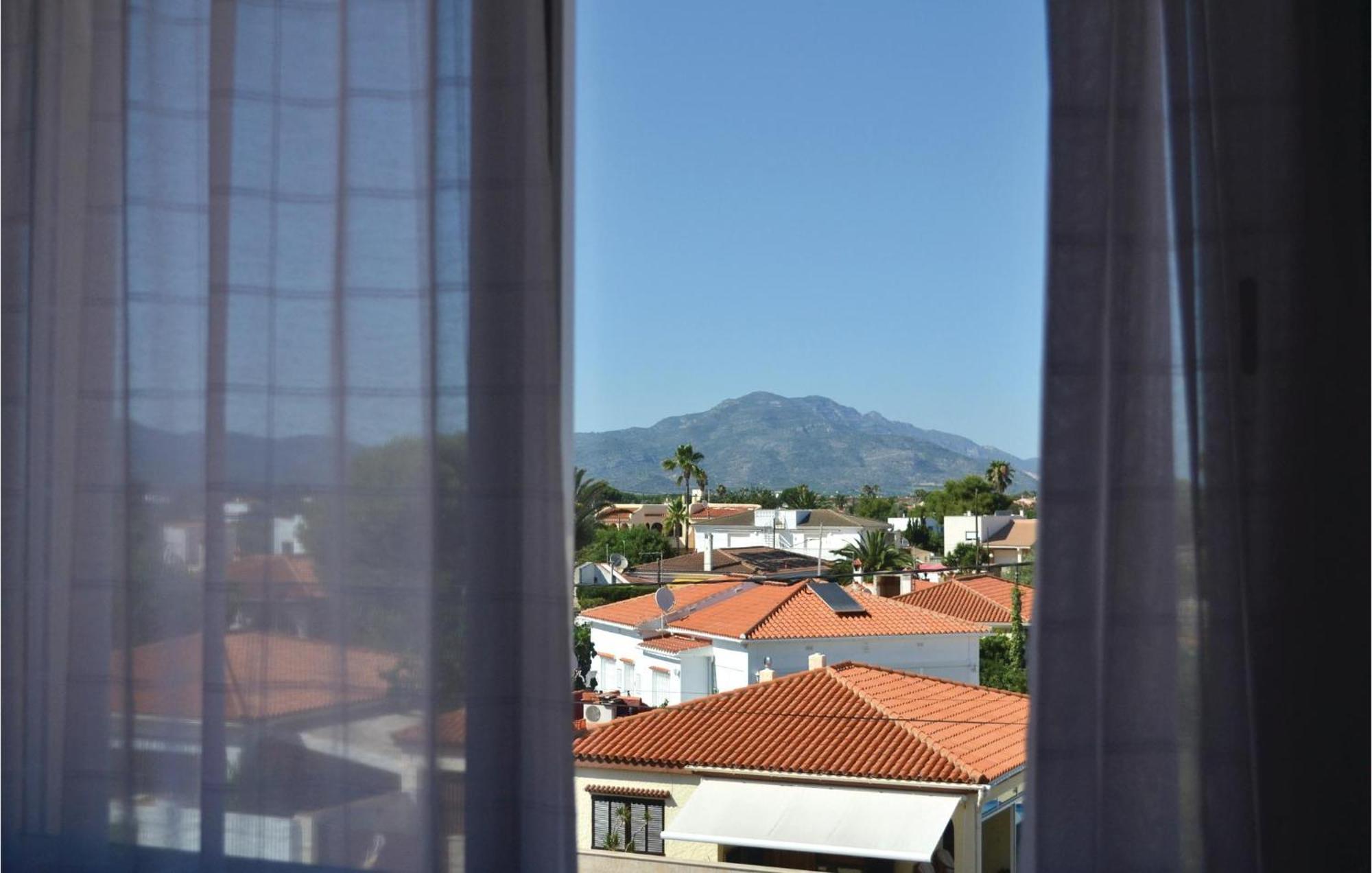 2 Bedroom Awesome Apartment In Vinarós Dış mekan fotoğraf